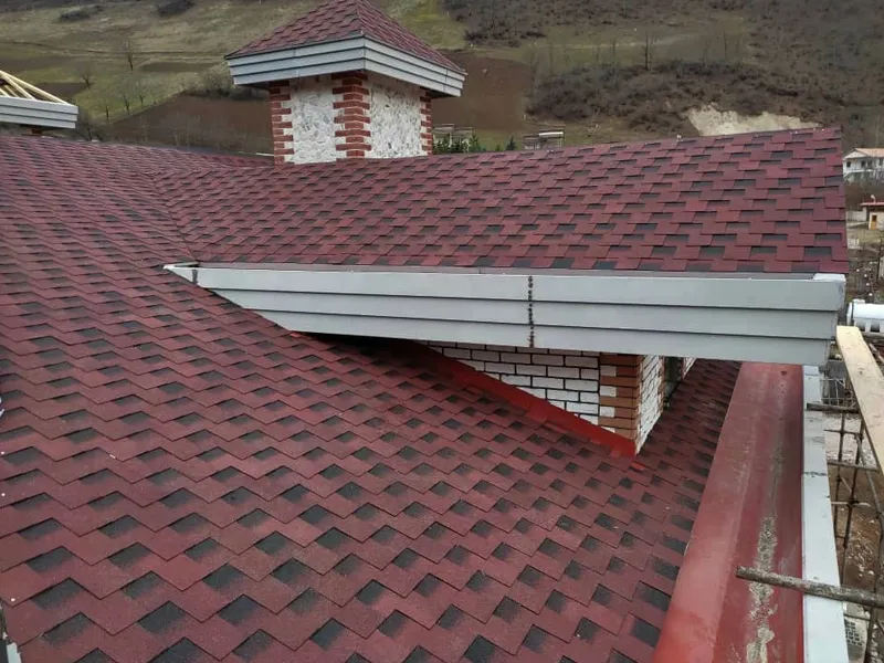 استفاده از شینگل در سقف ویلا